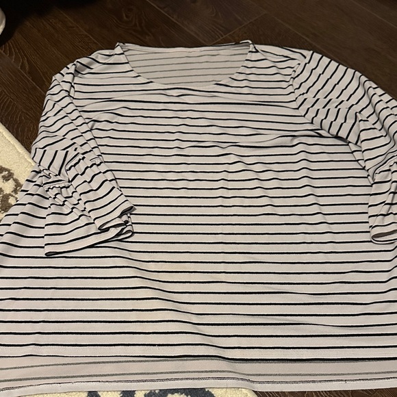 Kohl’s Striped Ruffle Top - Picture 2 of 2